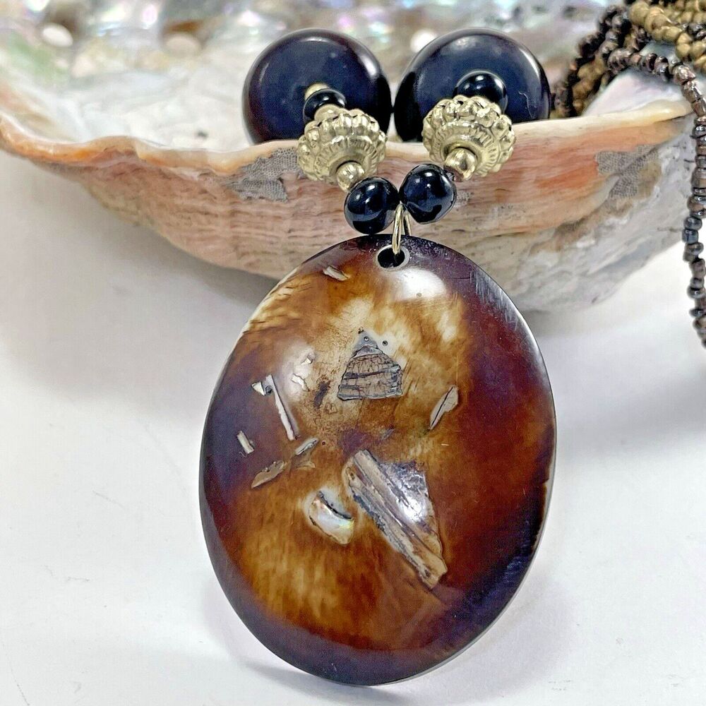 Resin Shell Inlay Oval Pendant and Beaded Necklace Brown Tan Gold Tone Chunky